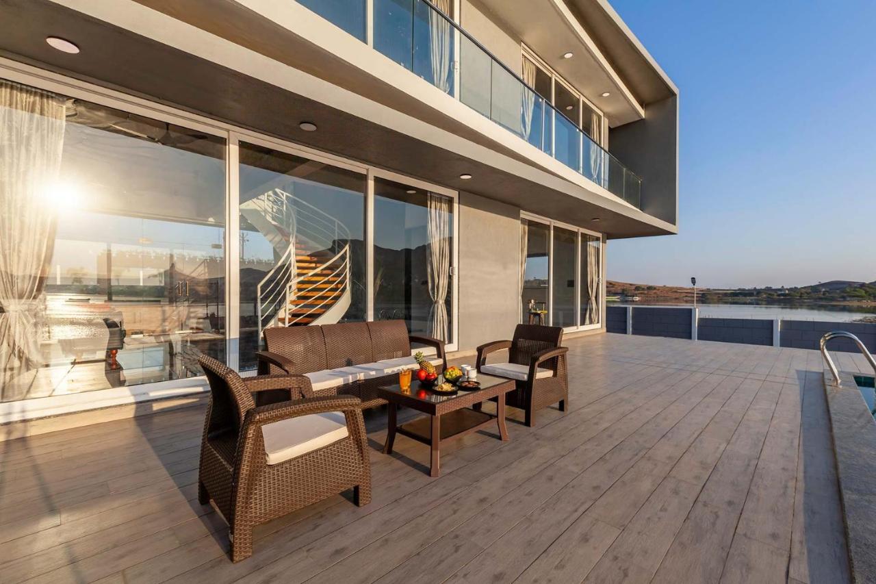 Stayvista'S Bellisimo Panorama - Lakeside Oasis With Infinity Pool, Modern Interiors, Open-To-Sky Bathtub, And Lush Green Lawn Nashik Luaran gambar